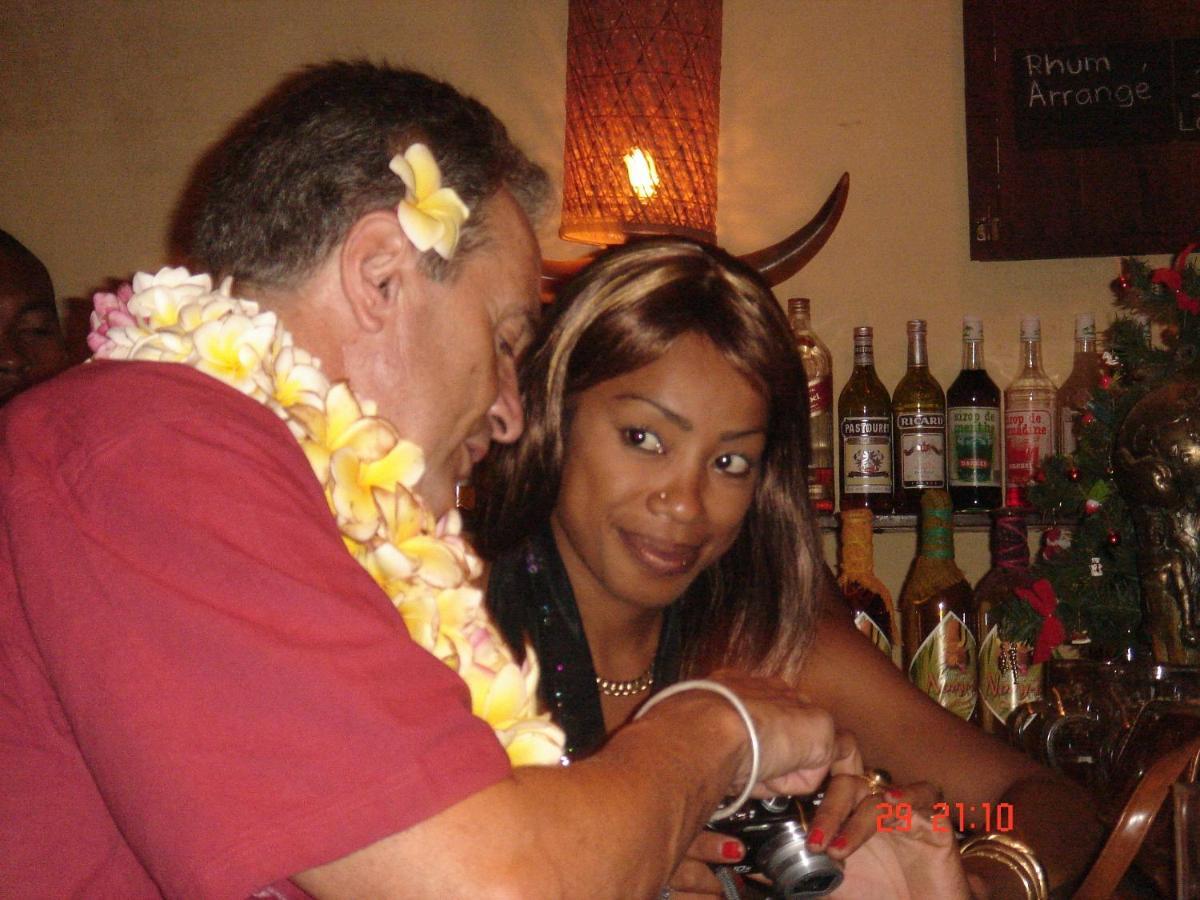 Les bungalows d'Ambonara Hell-Ville Extérieur photo